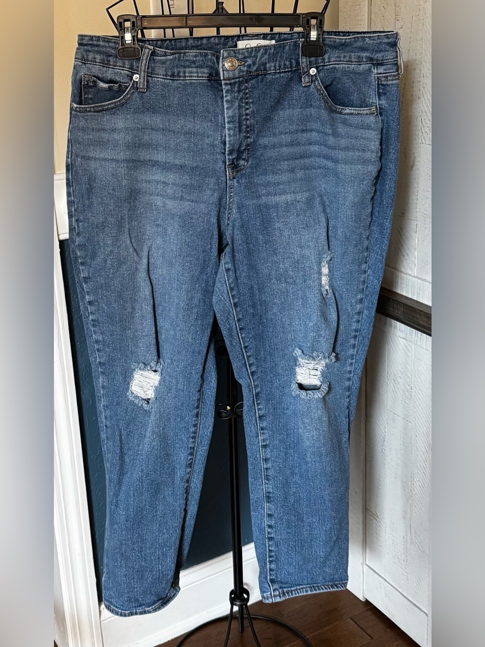 Jessica Simpson Spotlight High Rise Slim Straight Leg Blue Jeans Cropped 16W